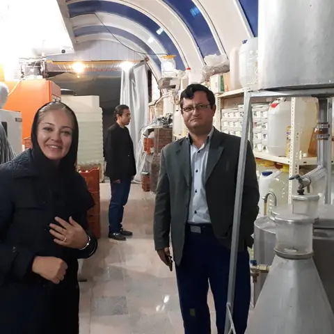 حضور سرکار خانم رزیتا غفاری  بازیگر مطرح سینما و تلویزیون  در کارگاه تولید گلاب 